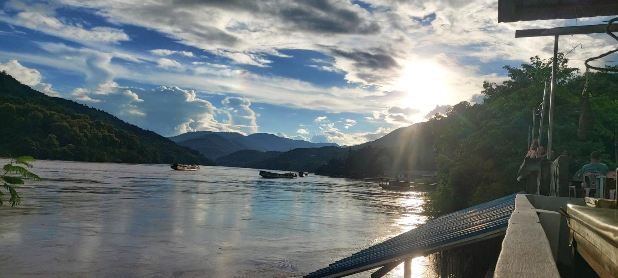 Mekong Backpackers Pakbeng公寓 外观 照片